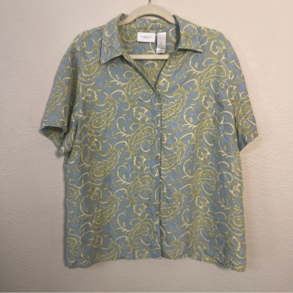 Liz Claiborne Blue and Yellow 100% Silk Button Down Shirt